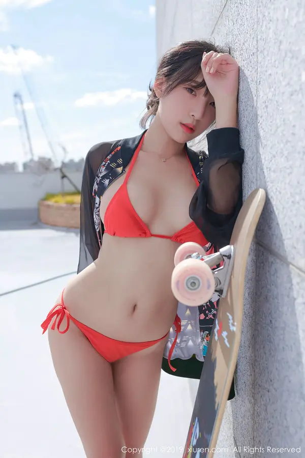 Vol. 01304 模特_卿卿(50P)