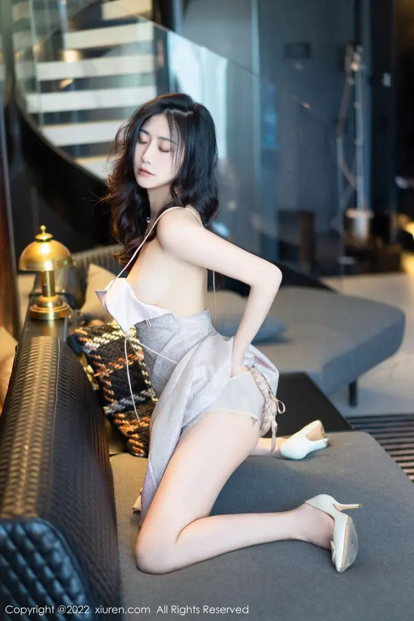 Vol. 05659 laura阿姣(66P)