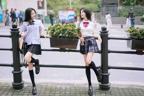 Vol. 1057 鱼尾fish&谭小灵《私购流出》(116P + 1V)