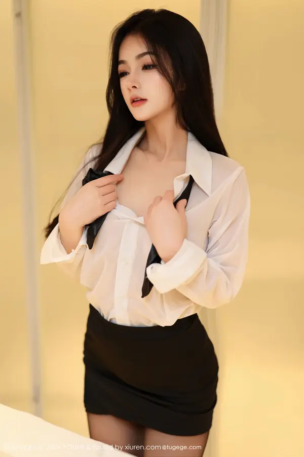 Vol. 1050 谭小灵(91P)