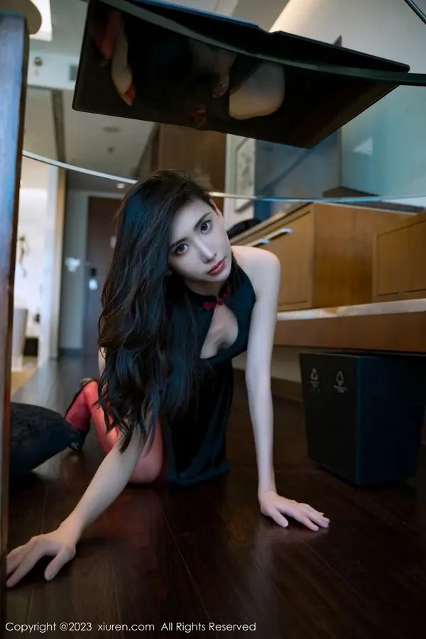 Vol. 07128 章芃芃(74P)