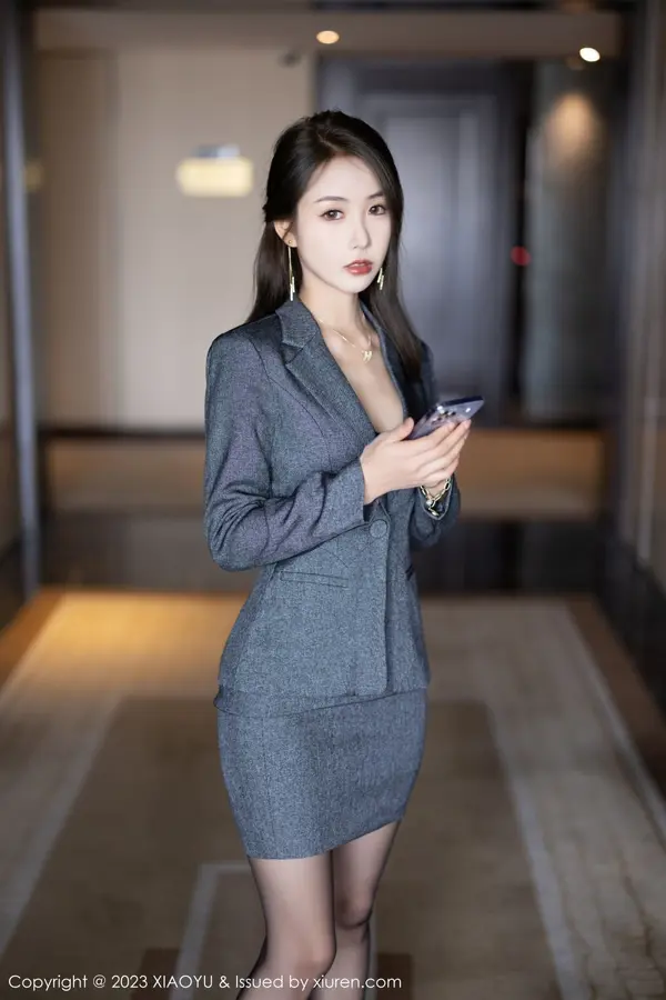 Vol. 1042 苏苏阿(101P)