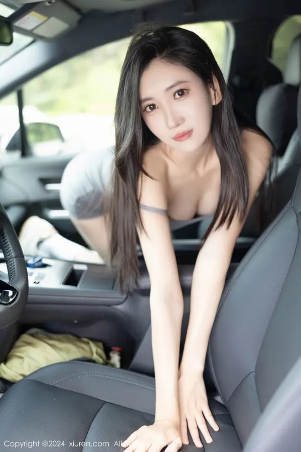 Vol. 08005 章芃芃(84P)