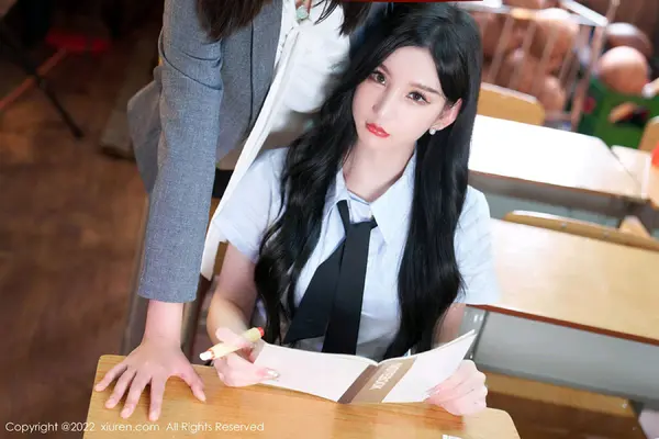 Vol. 05452 周于希Sally(77P)