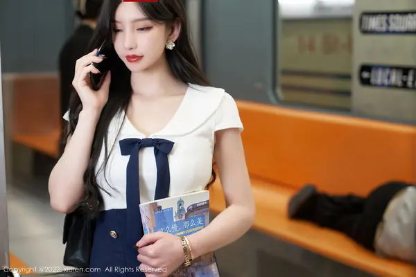 Vol. 04979 周于希Sally(81P)