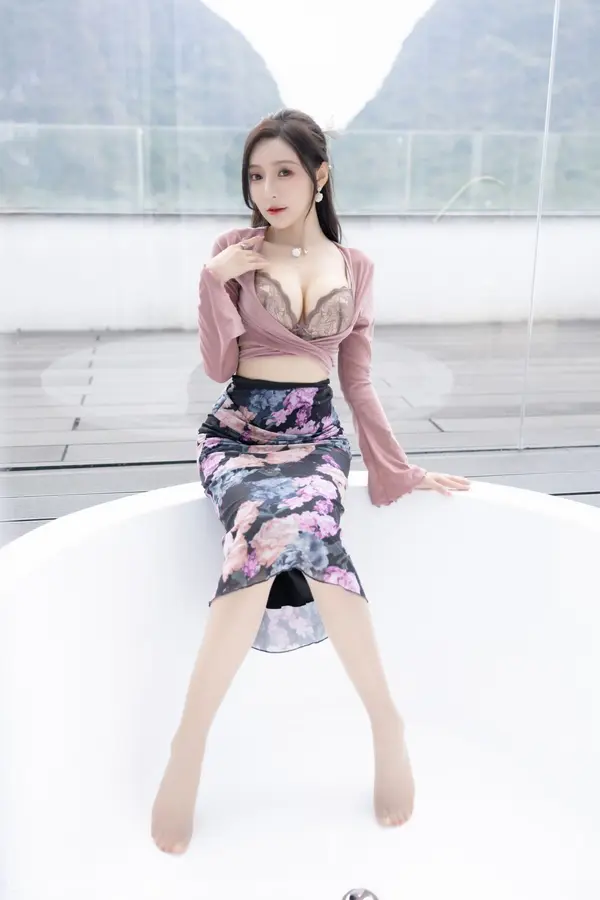 Vol. 05985 王馨瑶yanni(83P)