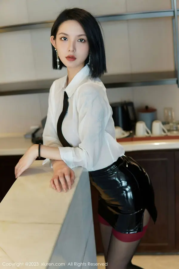 Vol. 06158 乔一一(81P)