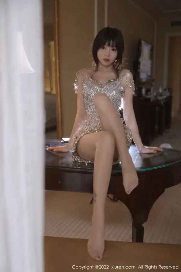 Vol. 05209 周于希Sally(56P)