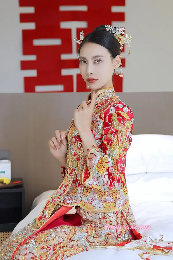 Vol. 8534 lingyu69《私购流出》(89P)
