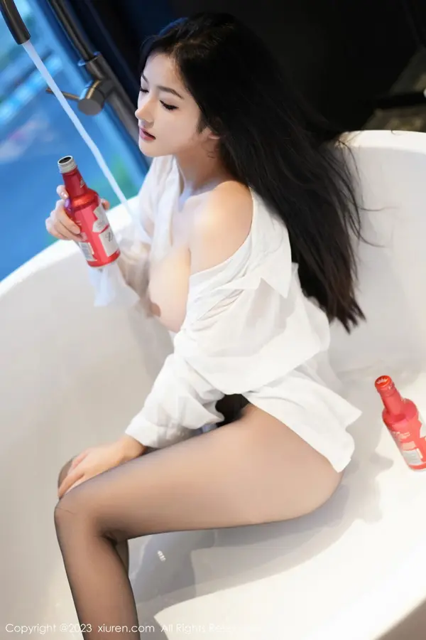 Vol. 07645 谭小灵(107P)