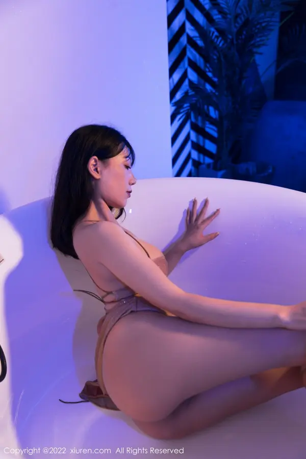 Vol. 05625 小泡芙(43P)