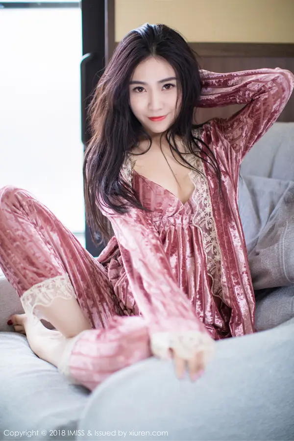 Vol. 0272 许诺Sabrina(43P)
