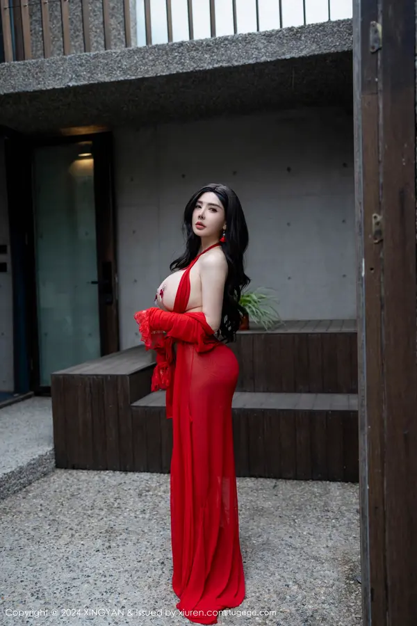 Vol. 0245 潘思沁(82P)