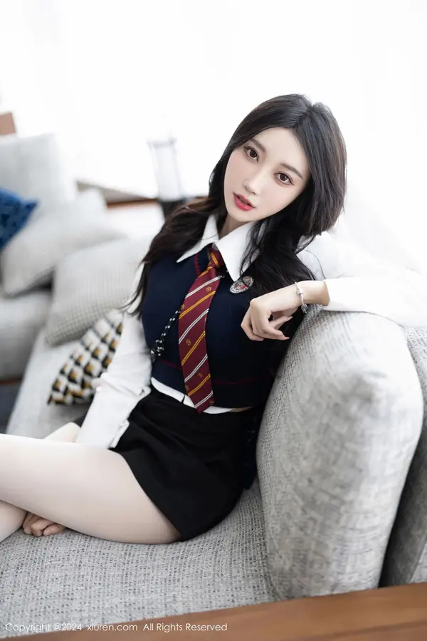 Vol. 08247 玥儿玥(83P)