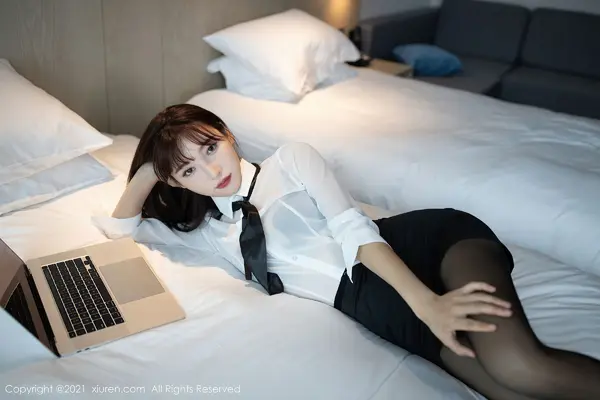Vol. 03705 陆萱萱(84P)
