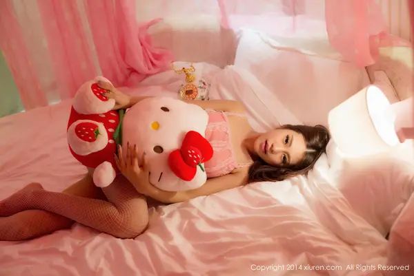 Vol. 00166 绮里嘉ula(71P)