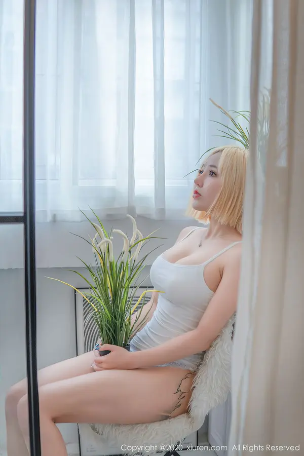 Vol. 02842 文静儿(61P)