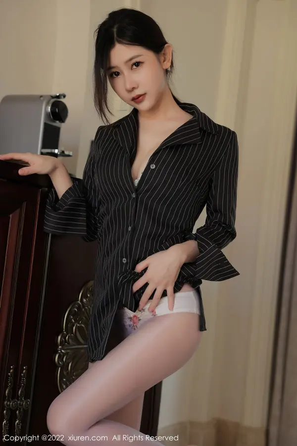 Vol. 05828 尹甜甜(59P)