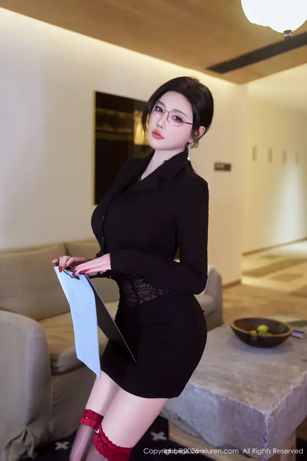 Vol. 11230 杨晨晨(76P)