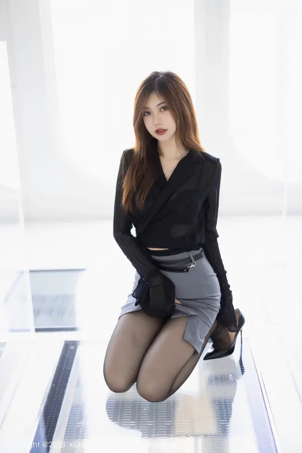 Vol. 06770 绮里嘉ula(94P)