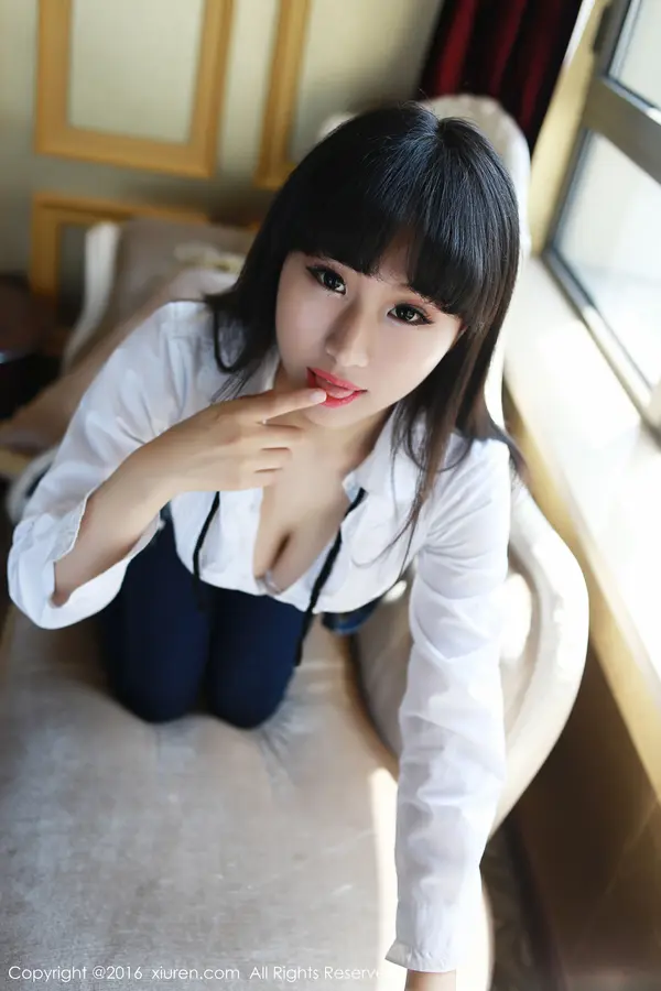 Vol. 00520 月音瞳(60P)