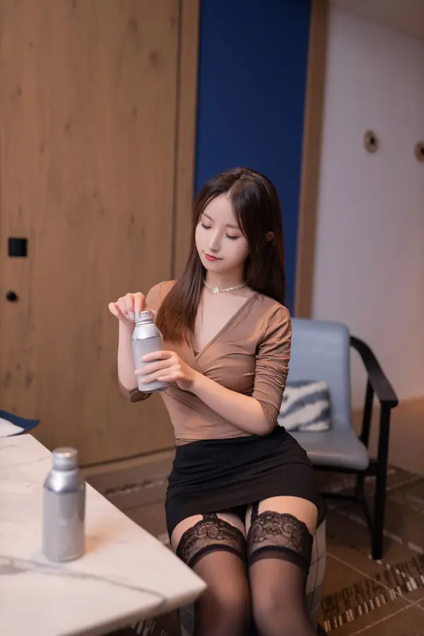 Vol. 07494 杏子Yada《私购流出》(120P)