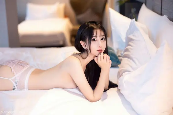 Vol. 06549 小果冻儿(75P)