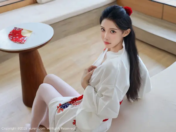 Vol. 10767 梨霜儿(84P)