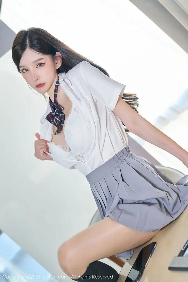 Vol. 04258 周于希Sandy(89P)