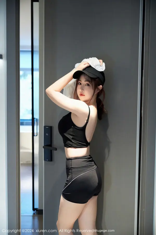 Vol. 09549 养乐多Doll(52P)