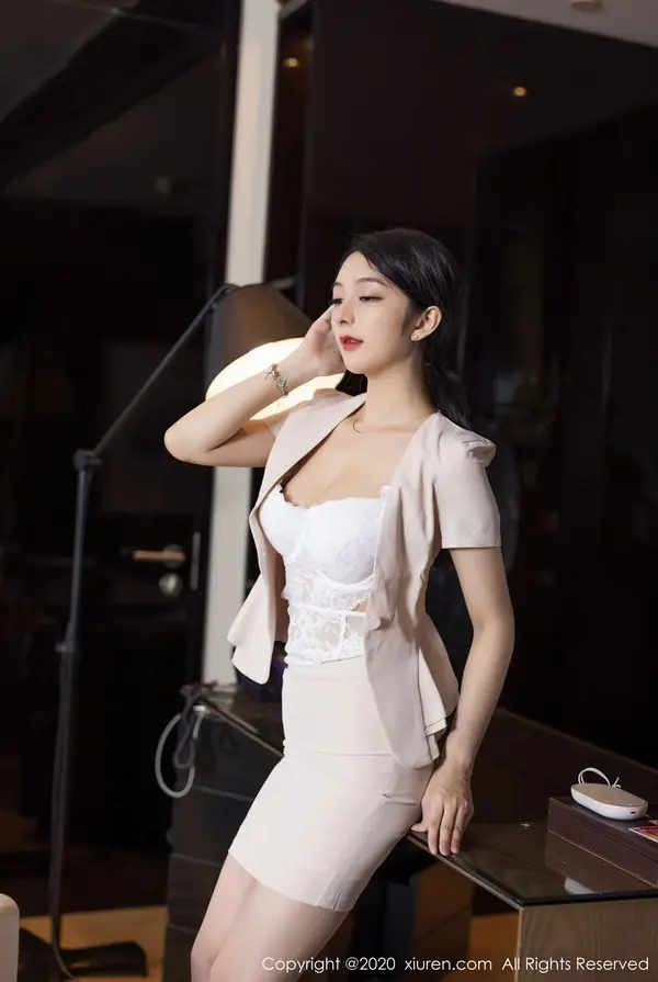 Vol. 02619 Angela小热巴(51P)