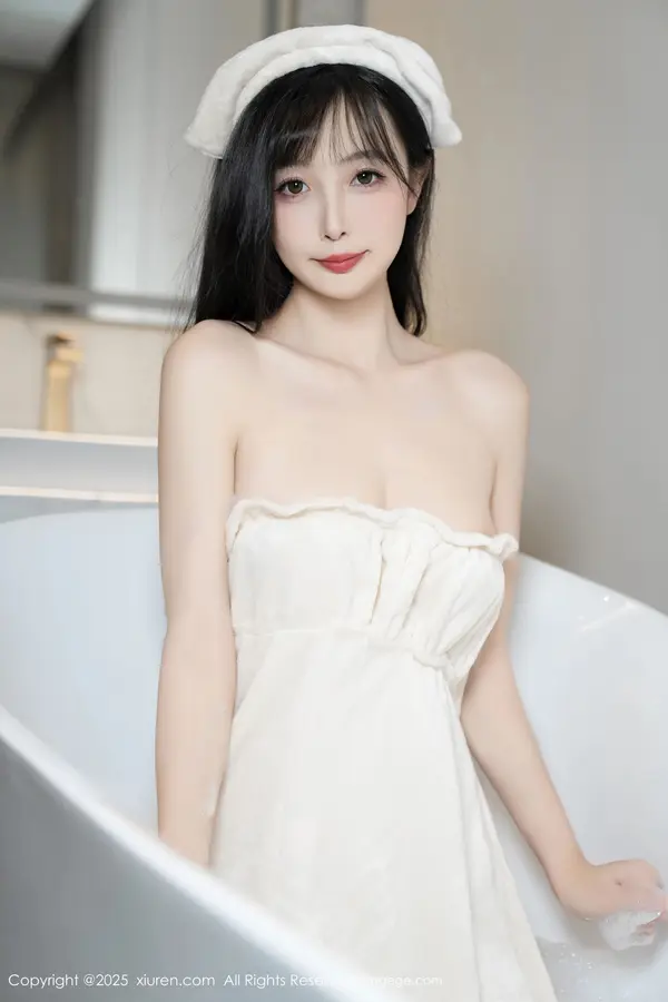 Vol. 10005 樱桃小阑子(88P)