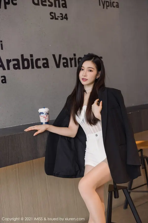 Vol. 0569 Vanessa(60P)