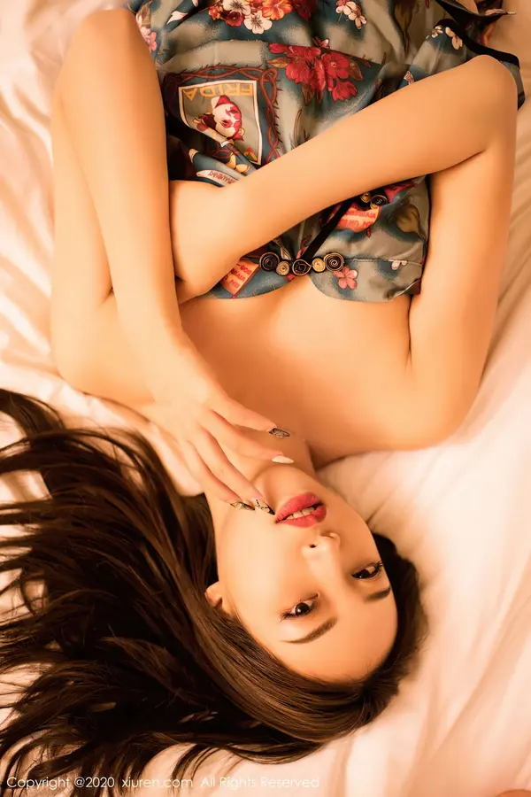 Vol. 02712 郑颖姗(51P)