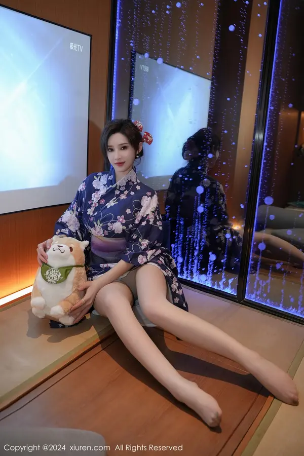Vol. 07975 Carol周妍希(71P)