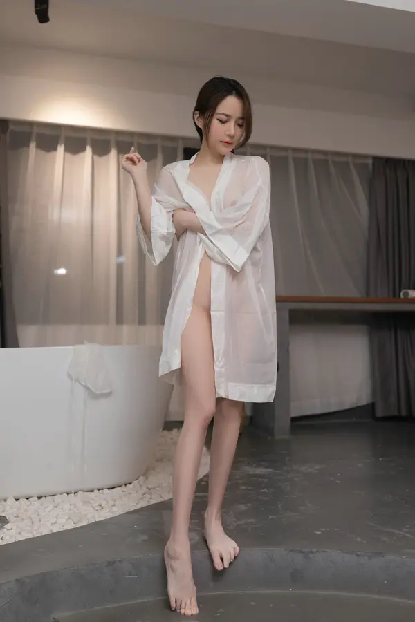 鱼子酱Fish《牛奶浴》(80P)
