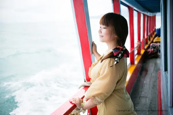 Vol. 00053 默漠无荢(100P)