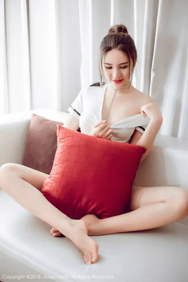 Vol. 01082 SOLO-尹菲(34P)