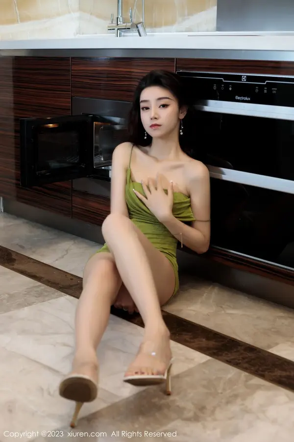 Vol. 07011 苏曼兮(73P)