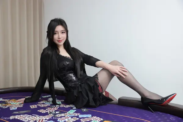 Vol. 10592 苏一诺(81P)