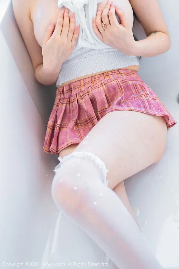 Vol. 02421 玉兔miki(58P)