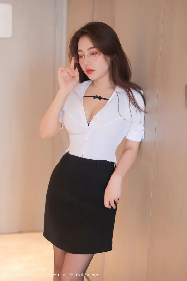 Vol. 10204 云璎珞(77P)
