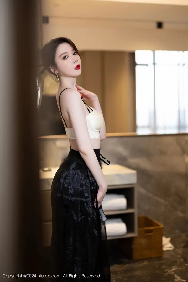 Vol. 08465 梦心玥(83P)