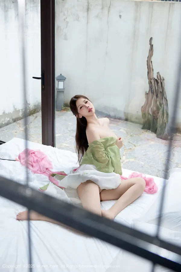 Vol. 10834 尹甜甜sunny(84P)
