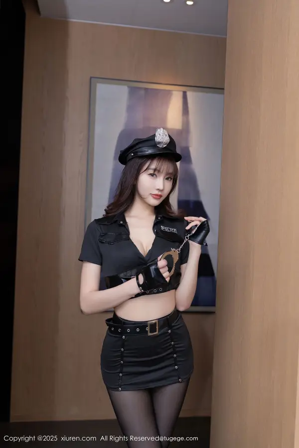 Vol. 10081 陆萱萱(82P)
