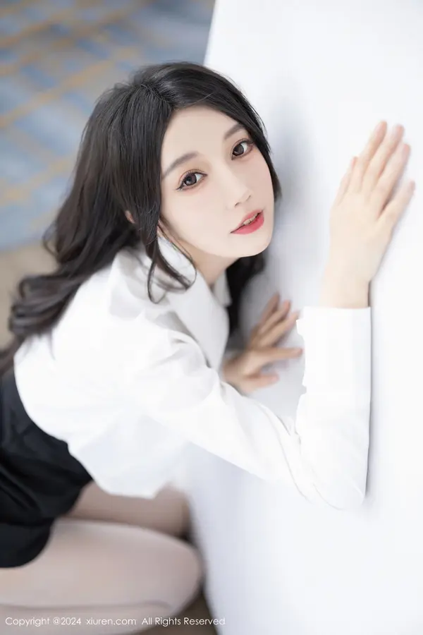Vol. 08247 玥儿玥(83P)