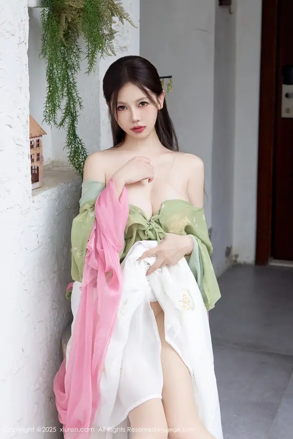 Vol. 10834 尹甜甜sunny(84P)