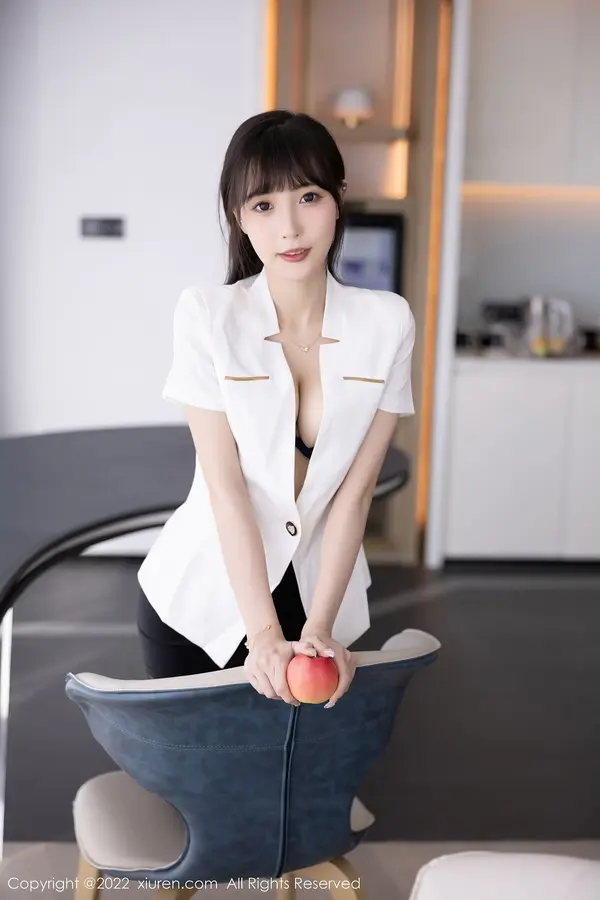 Vol. 05700 林星阑(93P)