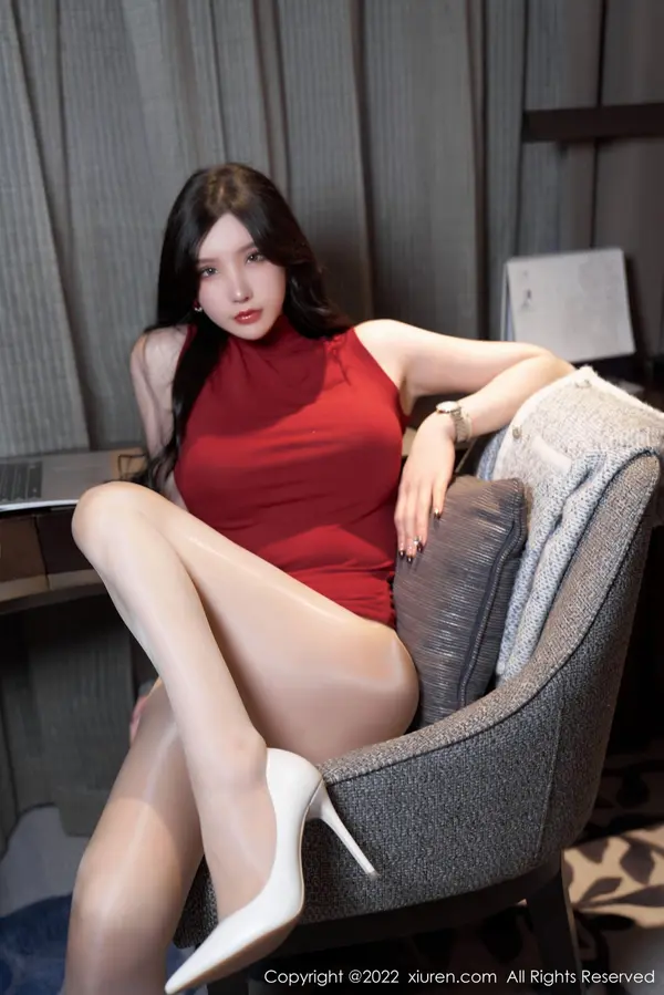 Vol. 04728 周于希Sally(77P)