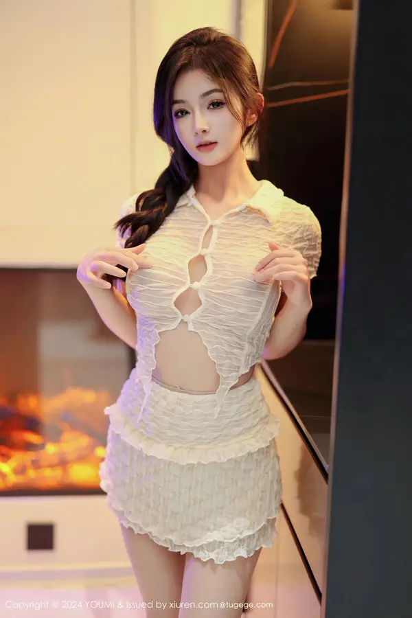 Vol. 1067 谭小灵(82P)